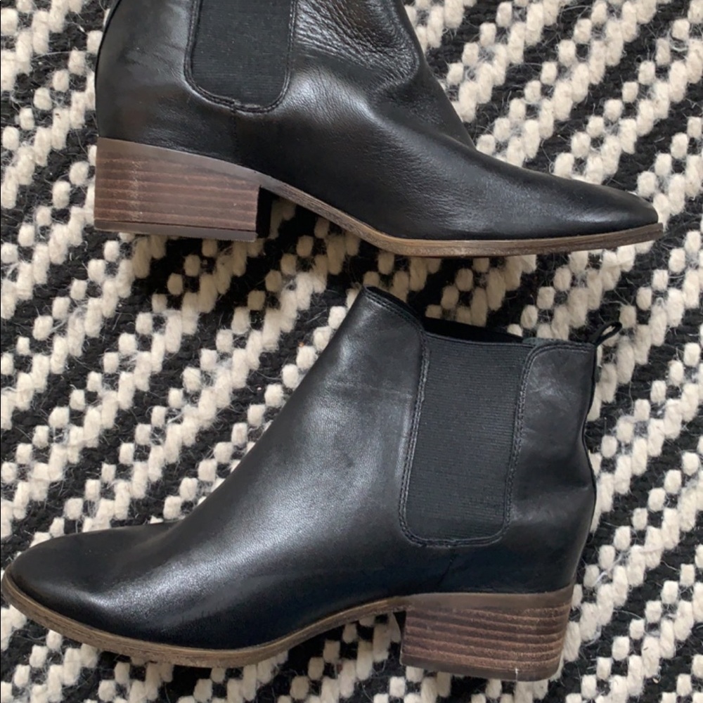 Lucky Brand Chelsea boots